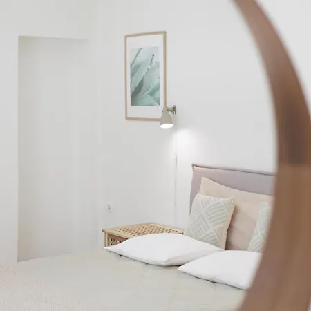 Aloe Apartment